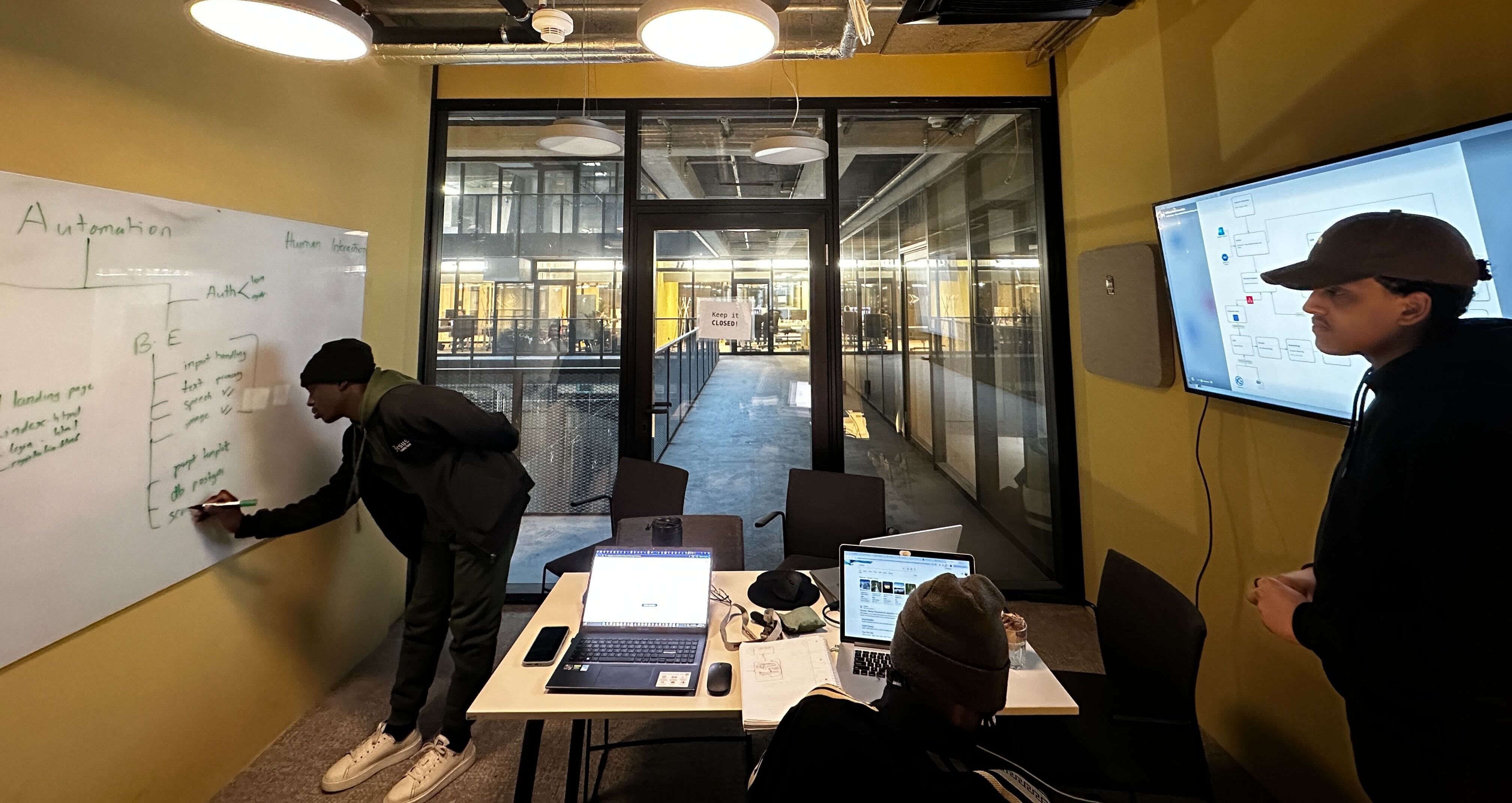 Fast-paced, collaborative software development in a project-based setting